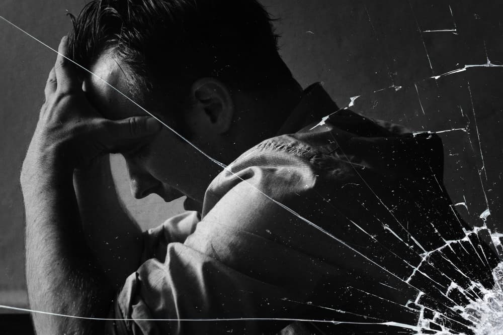 Маниакальные эпизоды: что это такое и как распознать?